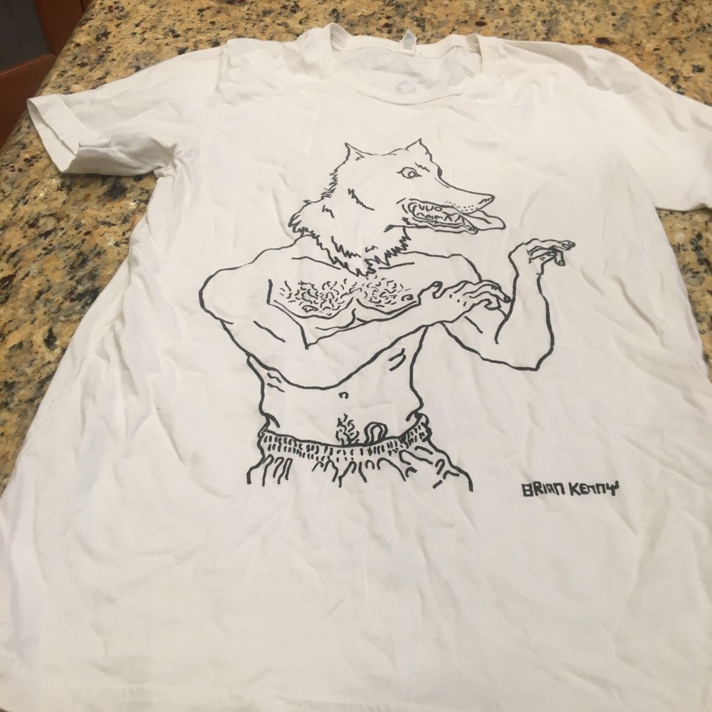 Small White Brian Kenny design tee shirt wolves head mans body